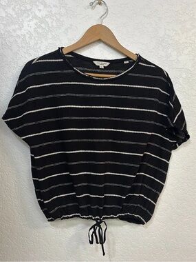 Max Studio Stripe Drawstring Tie Top • Black and White Short Sleeve Crop